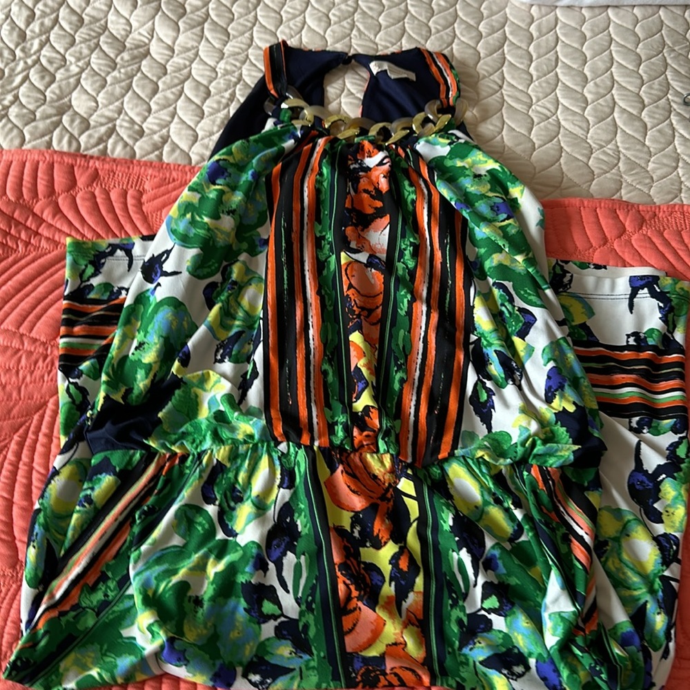 Dress - Picture 7 of 7